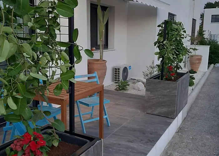 Shades Of Blue Apartment. Apartamento Pafos